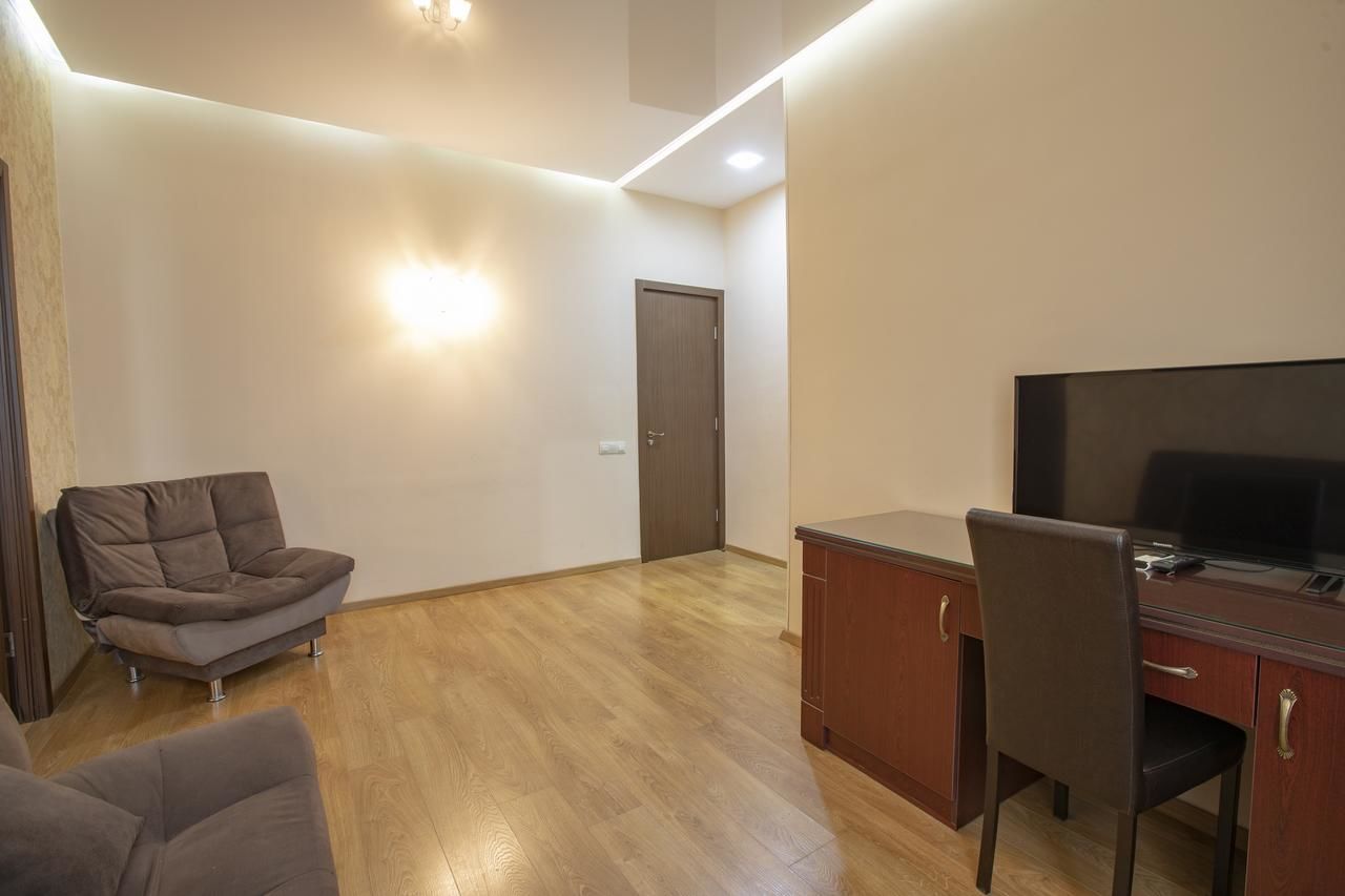 Курортные отели Park Hotel Tskaltubo Цхалтубо