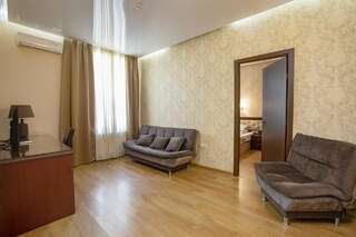 Курортные отели Park Hotel Tskaltubo Цхалтубо Люкс-6